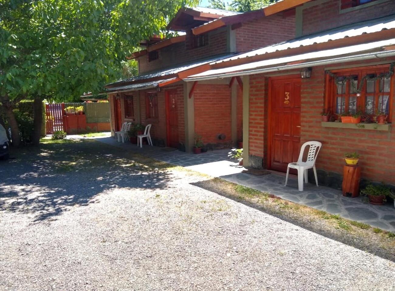 Cabanas Tunquelen El Bolson Exterior photo